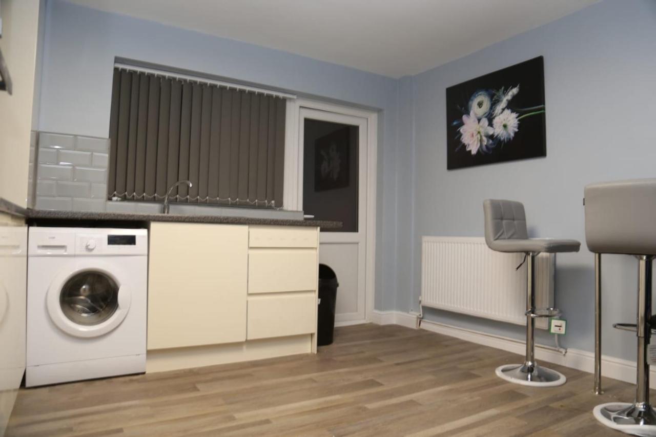 A A Guest Rooms Woolwich 런던 외부 사진